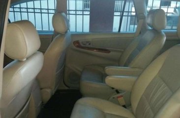 Toyota Innova V 2006 Model Silver For Sale 