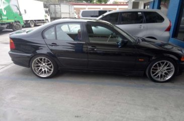 BMW 318i E46 AT 2004 Black Sedan For Sale 