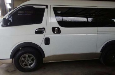 2013 Toyota Super Grandia White For Sale 