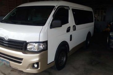 2013 Toyota Super Grandia White For Sale 