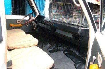 Well Maintain Mitsubishi L300 FB Type 1990