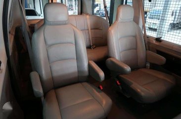 2010 Ford E150 alt Toyota Hiace Nissan Urvan Hyundai Starex