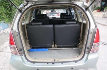 2006 TOYOTA INNOVA G Silver SUV For Sale 