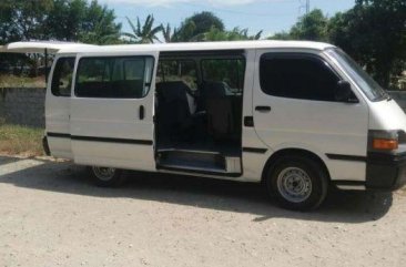 2004 Toyota Hiace commuter FOR SALE 