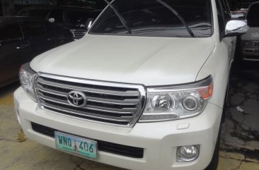 2013 Toyota Land Cruiser Automatic Diesel well maintained