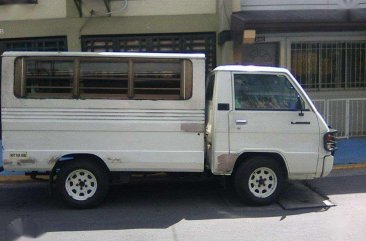 Mitsubishi L300 1989 Year Model FOR SALE 
