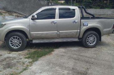 Toyota Hilux 2015 automatic,  diesel, 