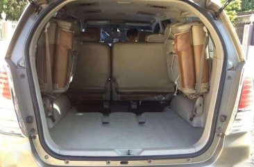 2011 Toyota INNOVA G Top of the line For Sale 