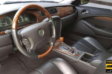 2004 Jaguar S Type Leather interior