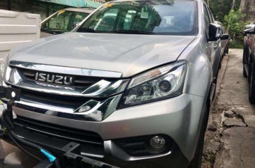 Low Downpayment Brand New 2017 Isuzu MU-X SUV LS MT LS-A MT 2.5L