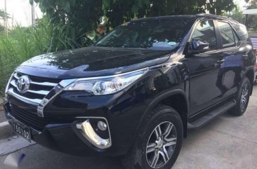 2017 Fortuner V 24 4x2 Automatic Black FOR SALE 