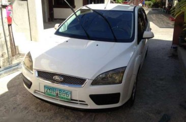 Ford Focus 2006 Model White Sedan For Sale 