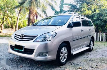 2010 Toyota Innova Beige SUV Manual For Sale 