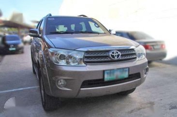 2013 Toyota Fortuner 2.7 Gas At  FOR SALE 