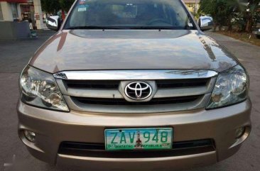 2005 Toyota Fortuner G Matic Gas (Super Fresh)