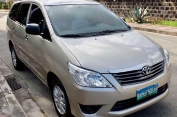 2012 Toyota Innova FOR SALE 