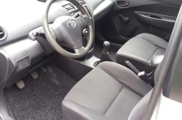 Toyota Vios j 2008 model...manual