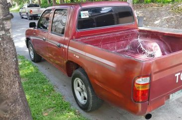 Toyota hilux 2004 for sale