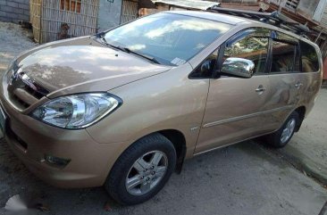 TOYOTA Innova G Gas 2.0 limited edition 2006 model. 