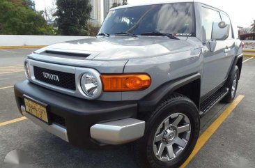 Almost Brand New. Toyota FJ Cruiser AT 2F4U 2015 