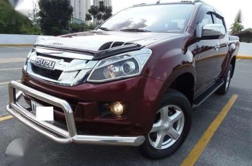 Top of the Line. Isuzu D-Max LS AT 4X4 2F4U 2015