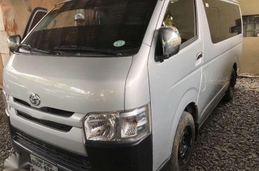 2016 Toyota Hiace Commuter 2.5 Manual FOR SALE 