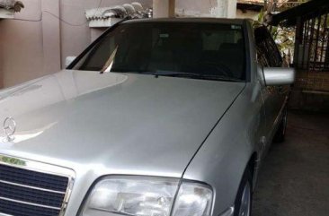 Like New Mercedes Benz C200 for sale