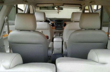 Toyota Innova V 2010 for sale