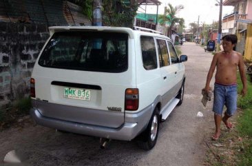 Toyota Revo 2000 for sale