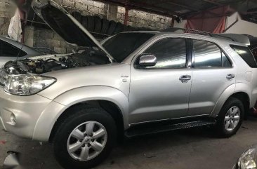 2010 Toyota Fortuner 2.5G 4x2 Automatic Silver