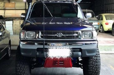Toyota Hilux 2000 FOR SALE