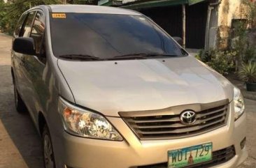 2013 Toyota Innova J for sale