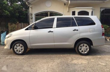 2013 Toyota Innova J for sale