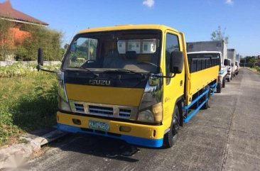 Like New Isuzu Elf for sale