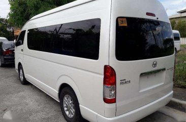 2016 Toyota Hiace Super Grandia LXV Automatic Diesel Vs 2018 2017 2015