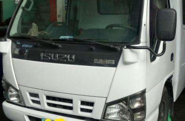 Like New Isuzu Elf for sale