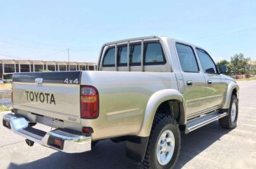 2004 Toyota Hilux for sale