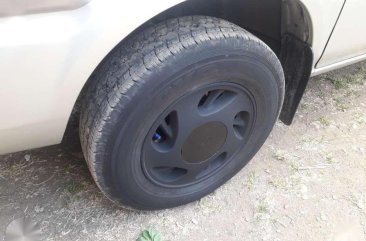 Toyota Revo 2000 for sale