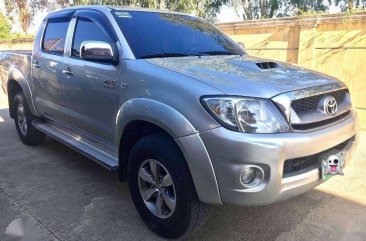 2011 Toyota Hilux G 3.0 4x4 AT (Top of the line)