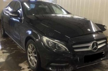 2014 Mercedes Benz new look C200 collided unit needs body repair