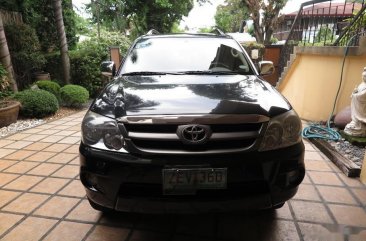 Toyota Fortuner 2006 Automatic Gasoline P450,000