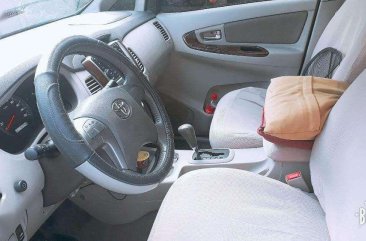 2012 Toyota Innova G color Gray