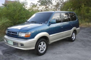 2000 Toyota Revo for sale