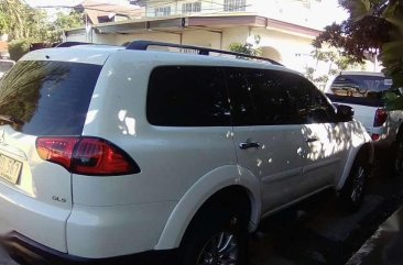 2011 MITSUBISHI Montero Gls matic Very fresh in & out