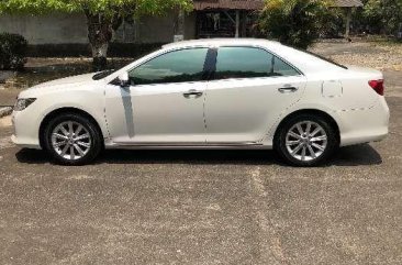 For sale 2013 Toyota Camry 3.5Q v6 Top of the Line