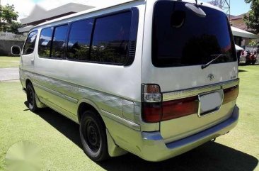 Toyota Super Grandia Hiace 2011 