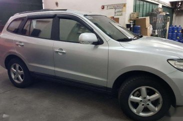 For Sale : 2009 HYUNDAI SANTA FE ; 4X4 GAS, AUTOMATIC