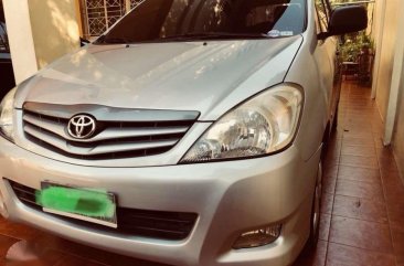 Rush Sale! 2010 Toyota Innova J Manual Transmission