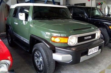 2014 Toyota FJ Cruiser 4 Speed automatic transmission.