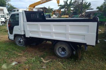 Isuzu elf Mini dump truck and isuzu elf deipside